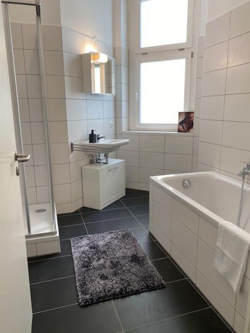Akk3 Apartment Magdeburg Altstadt Zentral Balkon Экстерьер фото